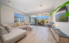 Maria Seaside Apartment